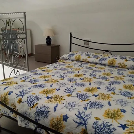 Cantone On The Nyaraló Cetara